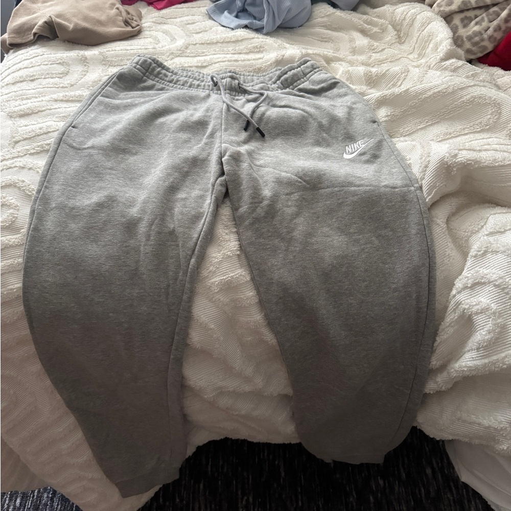 Nike joggers